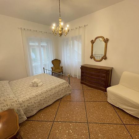 Airaldi8 - Trilocale Nel Budello Ampio E Soleggiato 50 M Dal Mare Alassio Exteriér fotografie