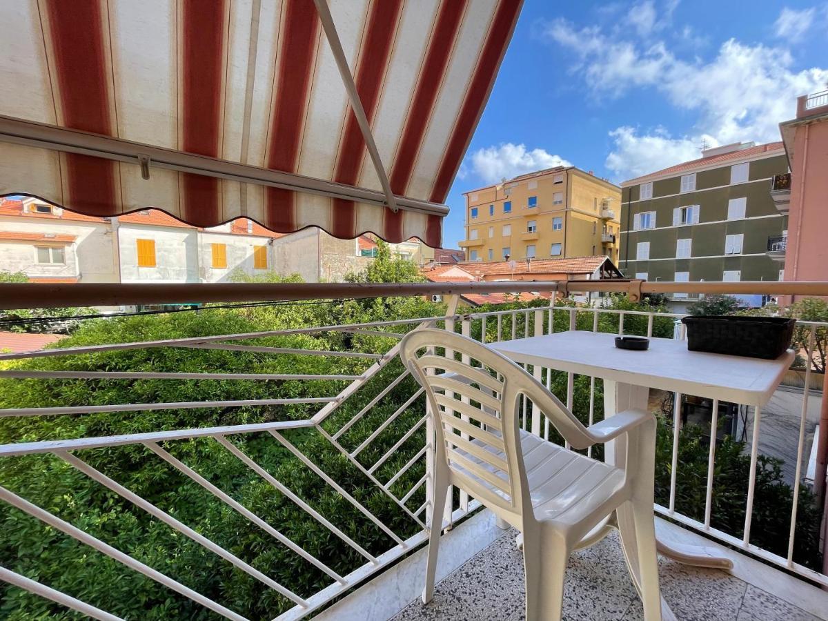 Airaldi8 - Trilocale Nel Budello Ampio E Soleggiato 50 M Dal Mare Alassio Exteriér fotografie